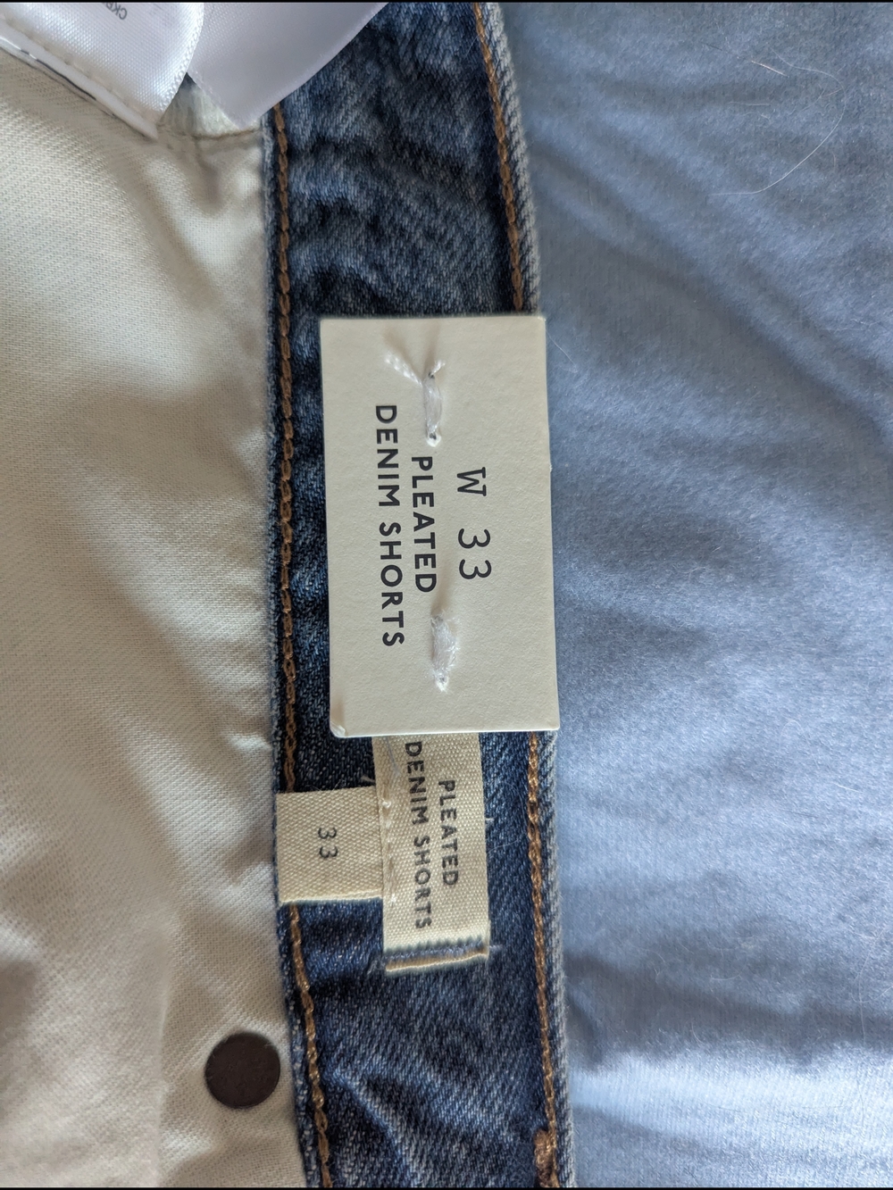 Madewell Faded Blue Denim Cutoff Shorts - Picture 3 of 8